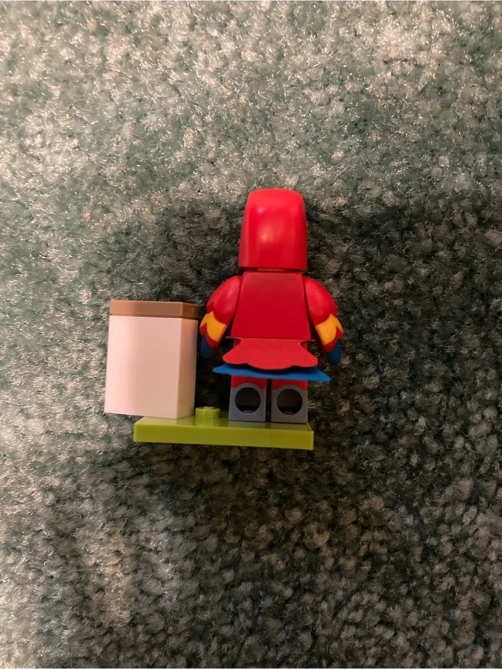 Lego Red Parrot Minifigure with Snack Box - Picture 2 of 5